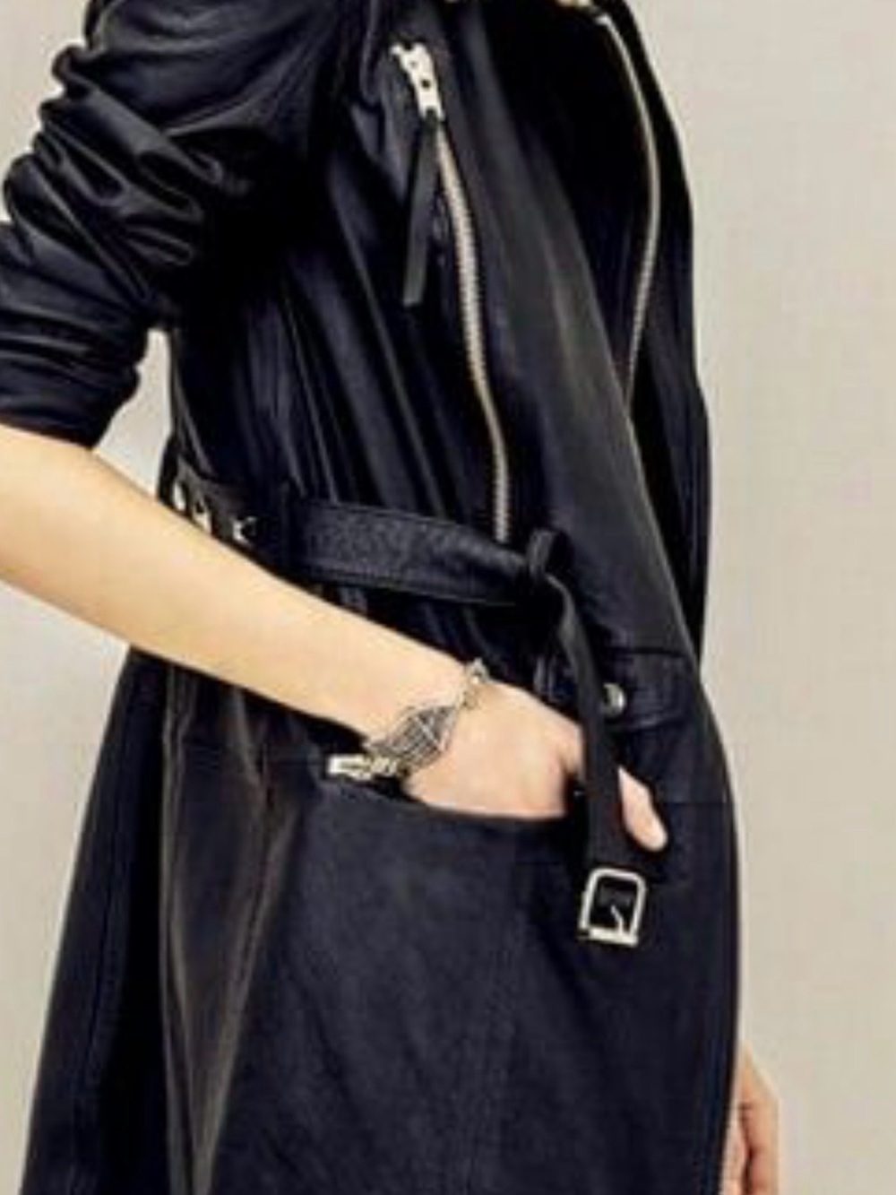 Alexander McQueen Black Leather Trench Coat with Zip Details Small S